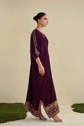 FW25DA-2806  MAGENTA 1PCS EMBROIDERED KAFTAN